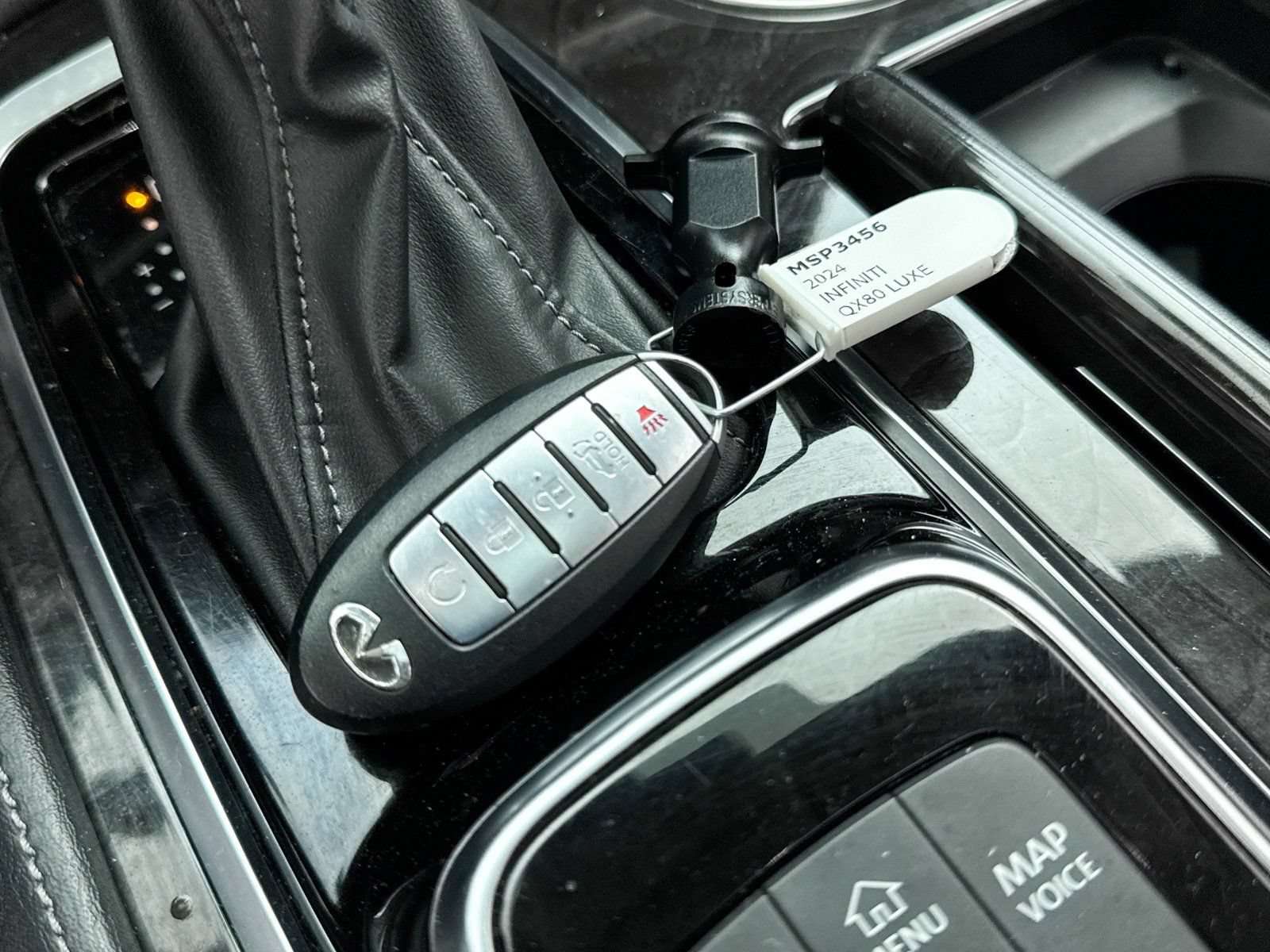 Used 2024 INFINITI QX80 Luxe AWD/4WD image 47