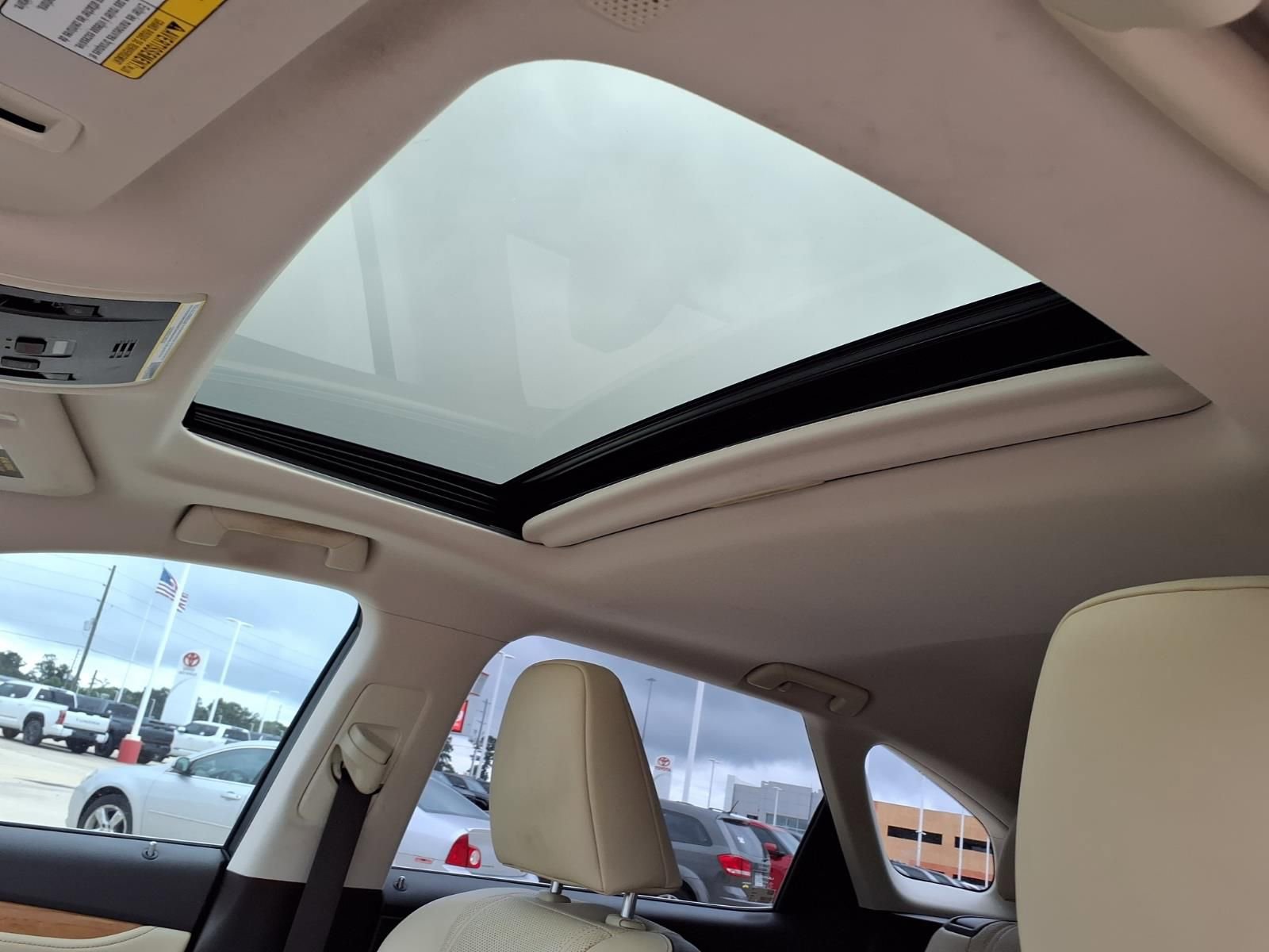 Used 2019 Lexus RX 350L FWD image 13