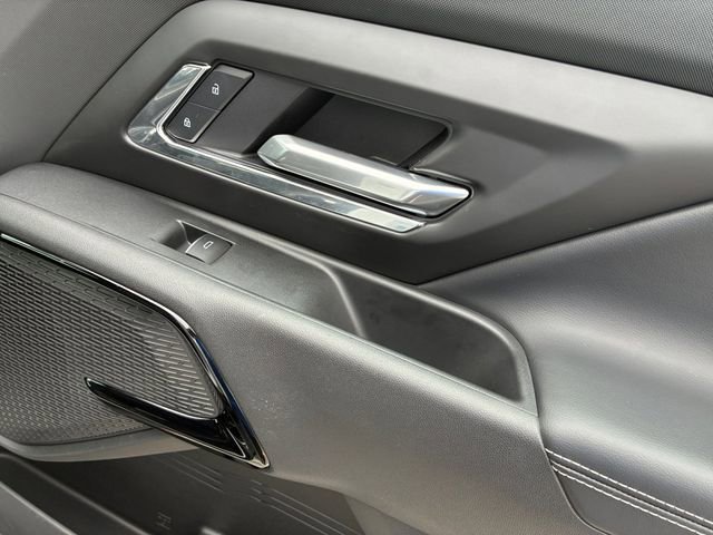 New 2025 Chevrolet Silverado EV LT image 14