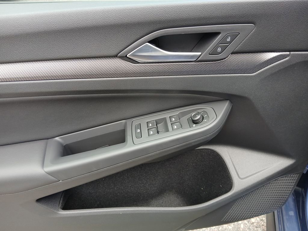 New 2025 Volkswagen GTI SE image 11