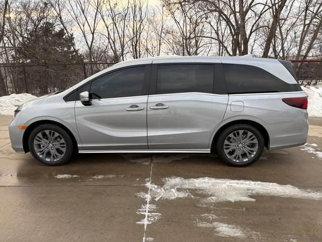 New 2026 Honda Odyssey Touring image 2