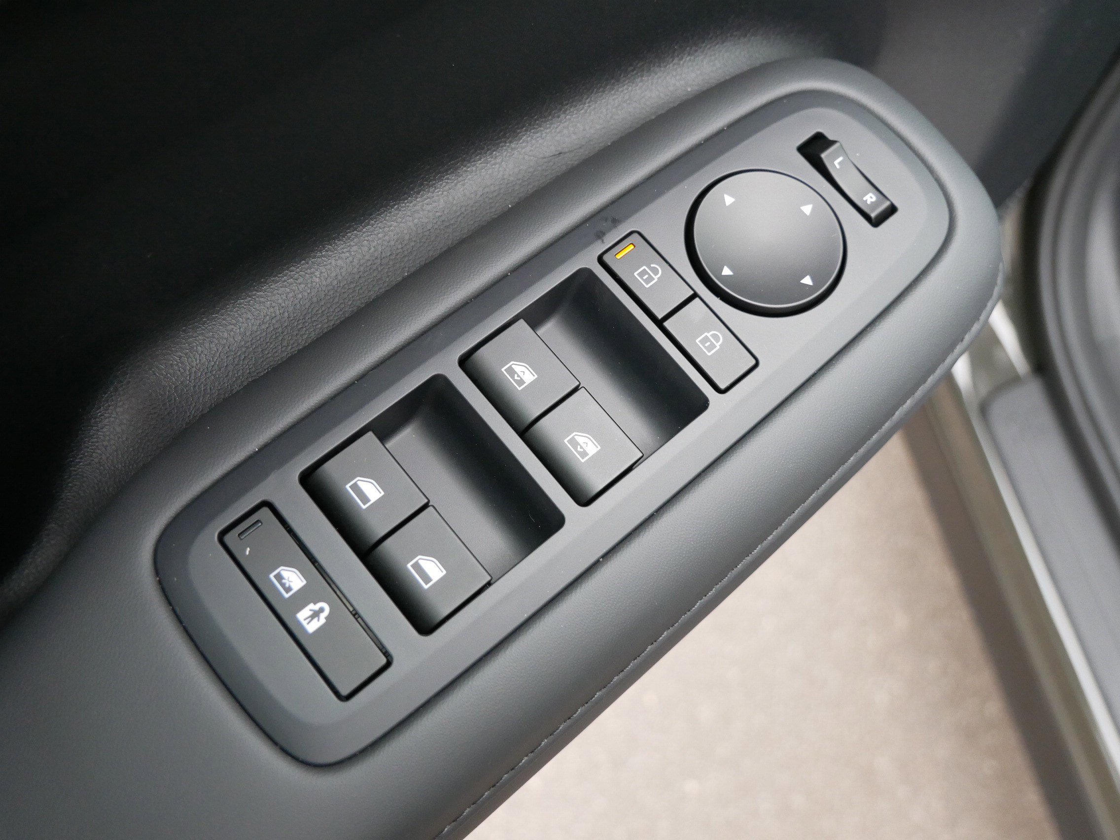 New 2026 Hyundai Santa Fe SEL image 29