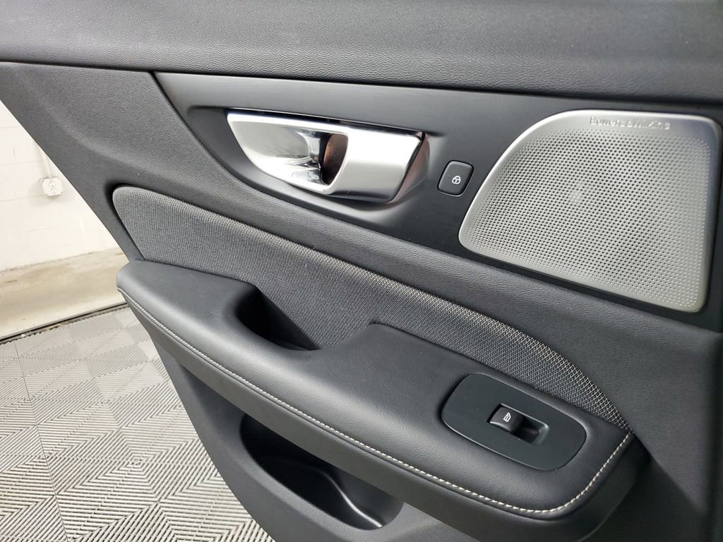 Used 2024 Volvo V60 T8 Polestar w/ Protection Package Premier image 20