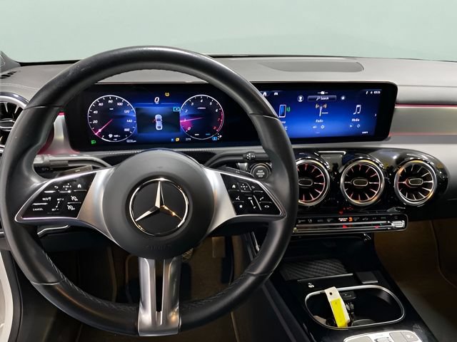 Used 2025 Mercedes-Benz CLA 250 4MATIC image 12