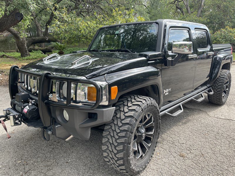 Used 2009 HUMMER H3T Alpha image 3