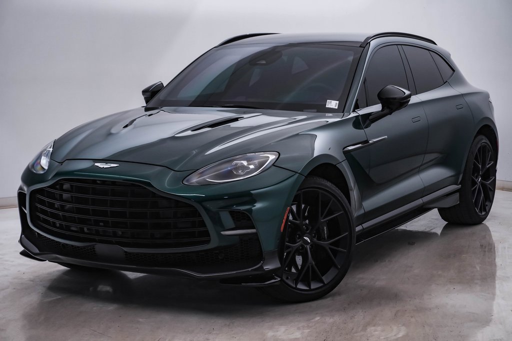 Used 2025 Aston Martin DBX 707 image 3