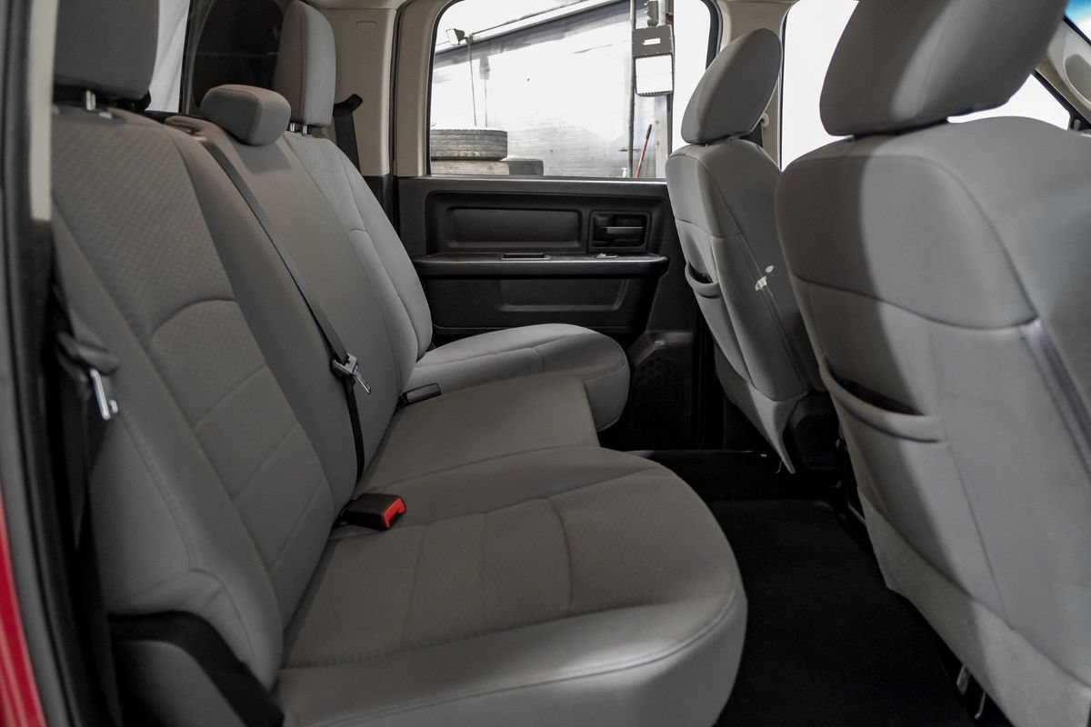 Used 2013 RAM 1500 Express RWD image 32