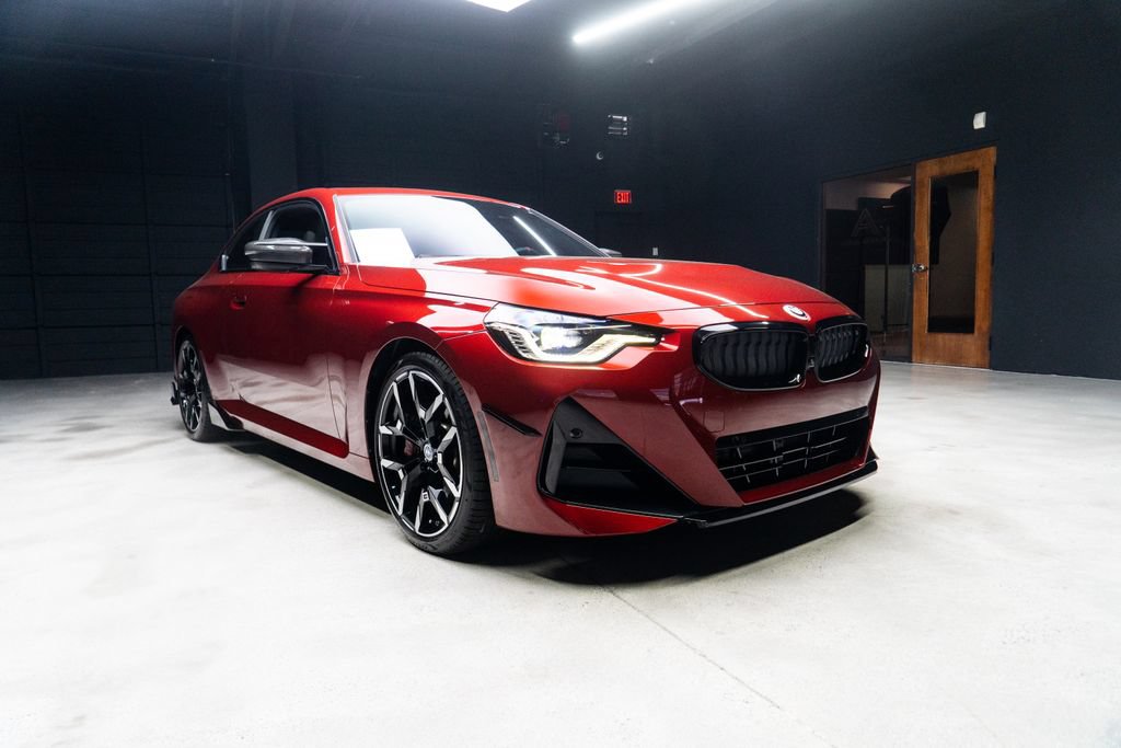 Used 2025 BMW 230i Coupe w/ M Sport Package RWD image 5