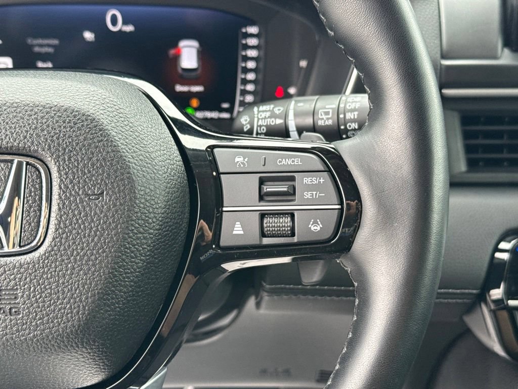 Certified 2025 Honda Pilot Elite image 17