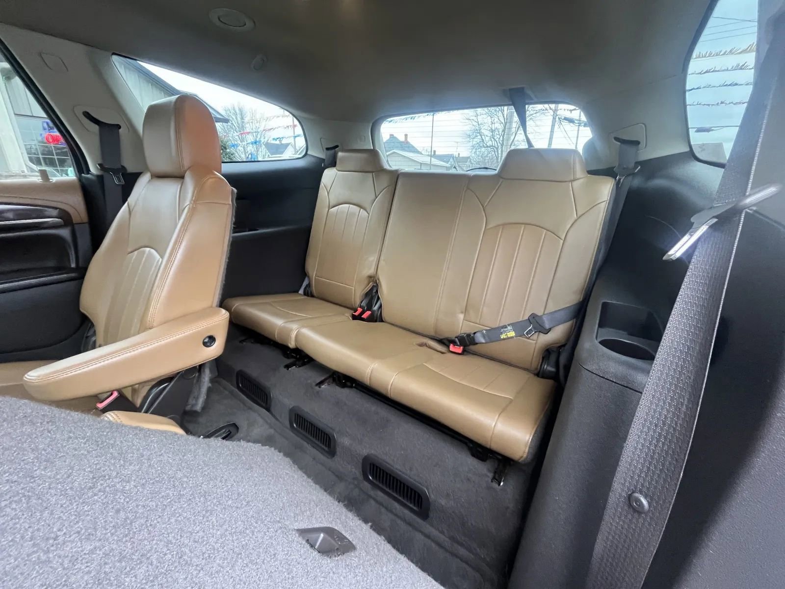 Used 2015 Buick Enclave Leather image 16