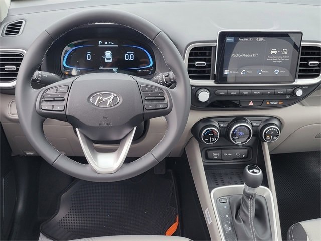 New 2026 Hyundai Venue SEL image 4