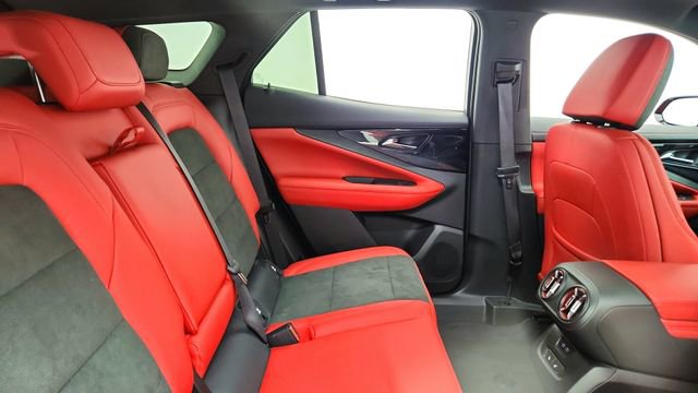 Used 2024 Chevrolet Blazer EV RS image 25