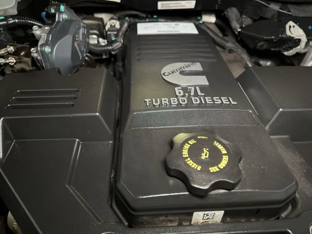 Used 2020 RAM 2500 Laramie w/ Night Edition image 27