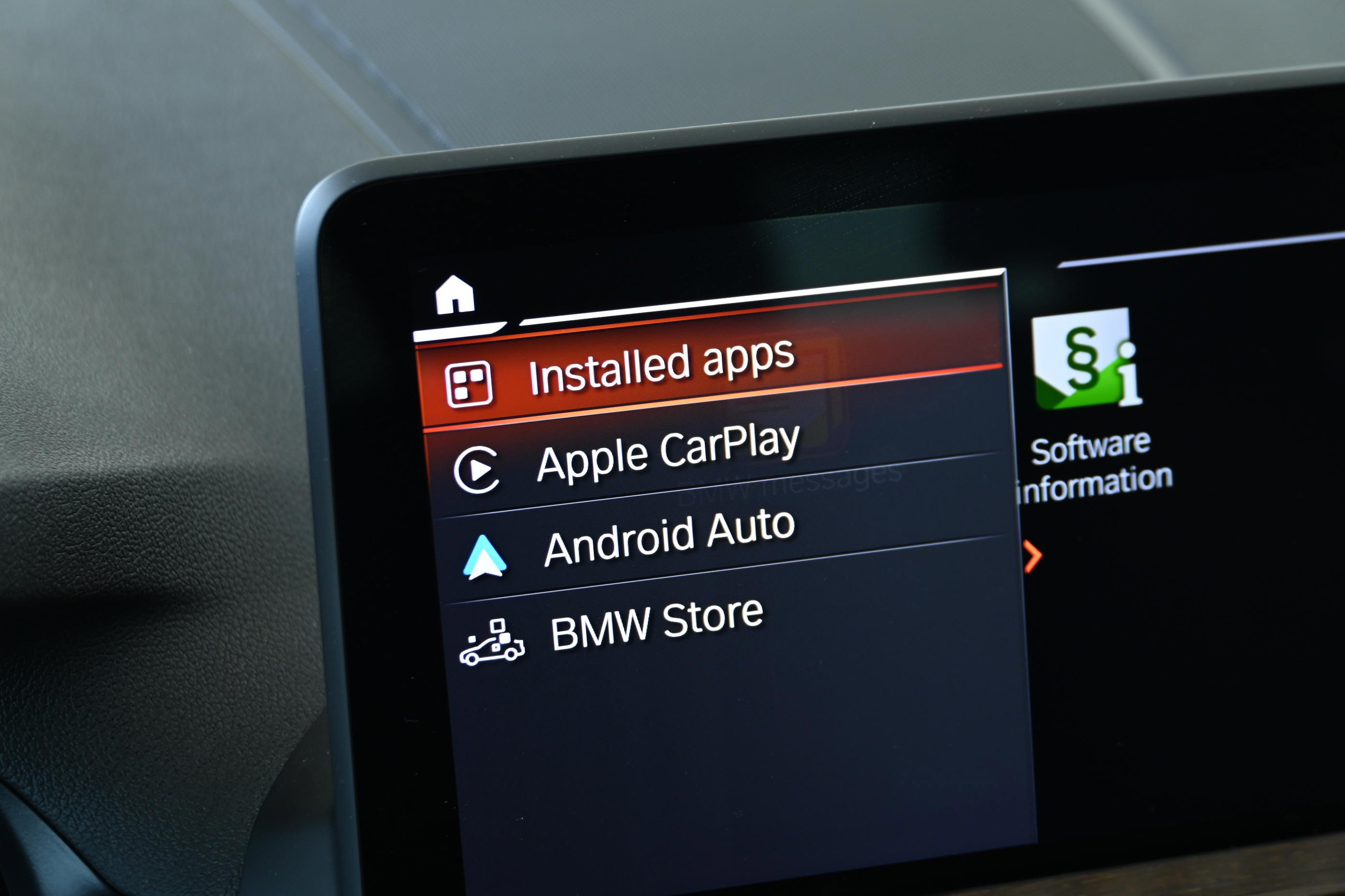 Certified 2025 BMW X4 xDrive30i AWD/4WD image 18