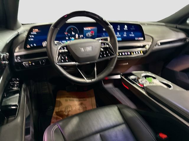 Used 2023 Cadillac Lyriq 2WD image 25