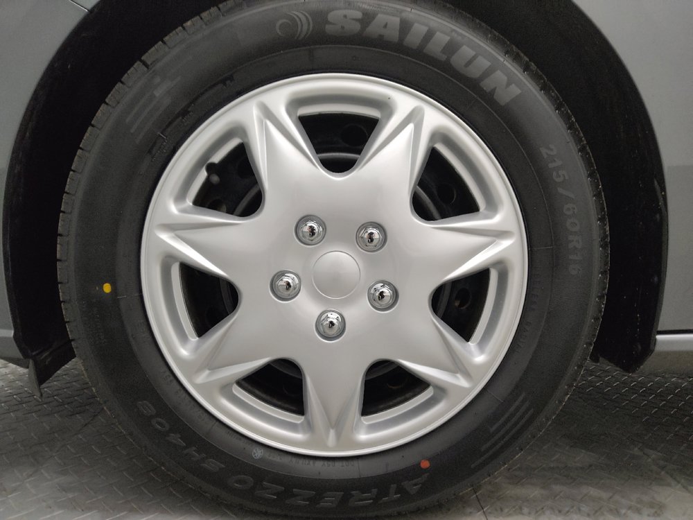 Used 2025 Nissan Altima 2.5 S FWD image 31