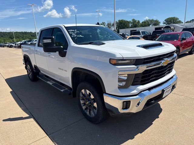 Used 2024 Chevrolet Silverado 2500 LT w/ All Star Edition AWD/4WD image 1