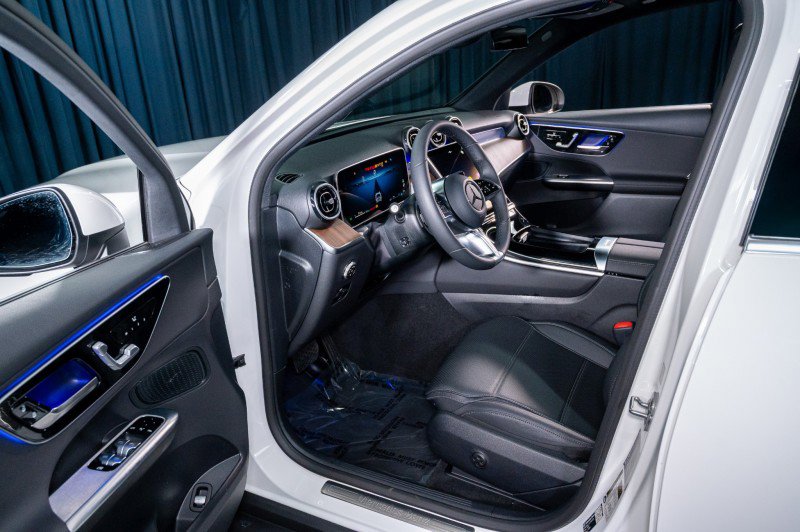 Certified 2026 Mercedes-Benz GLC 300 image 10
