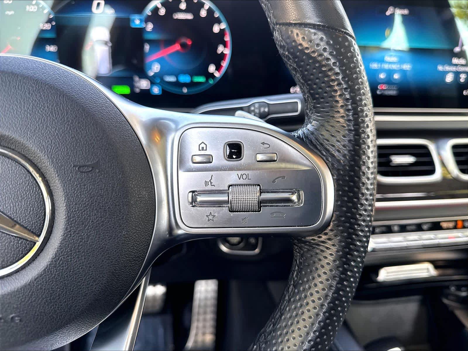 Used 2022 Mercedes-Benz GLS 450 4MATIC image 22