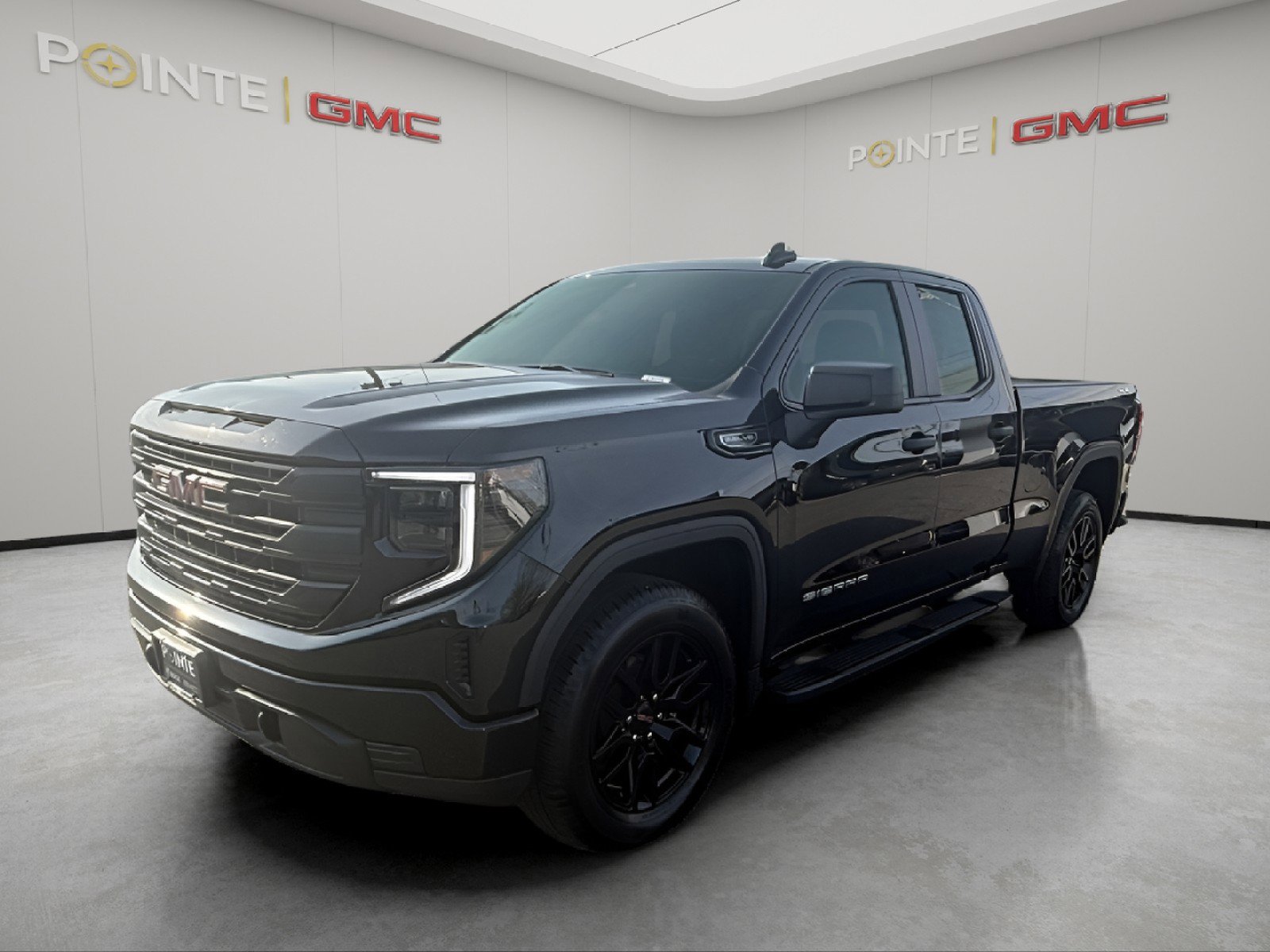 Used 2023 GMC Sierra 1500 Pro w/ Graphite Edition image 6