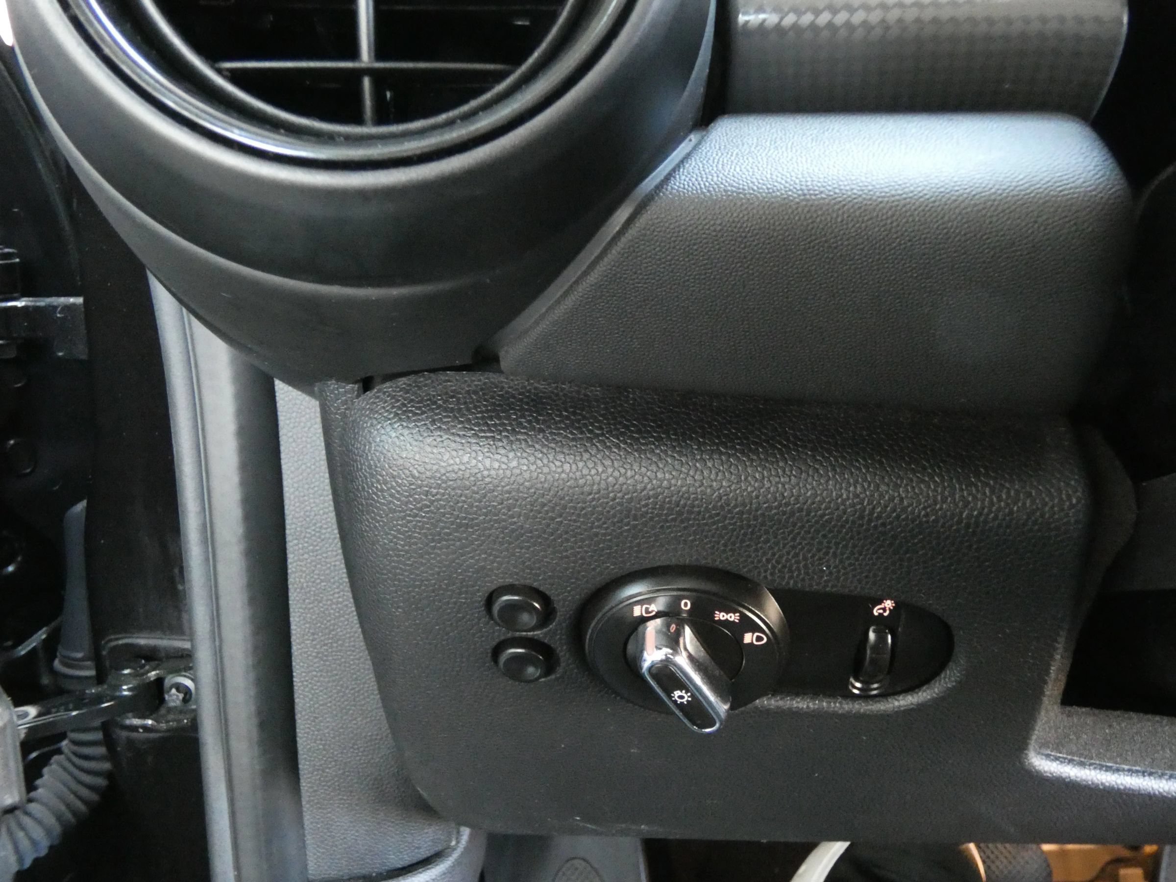 Used 2018 MINI Cooper 2-Door Hardtop FWD image 54