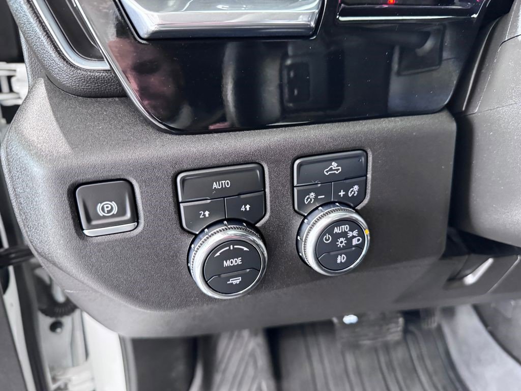 Certified 2025 GMC Sierra 1500 Elevation w/ Preferred Package image 20