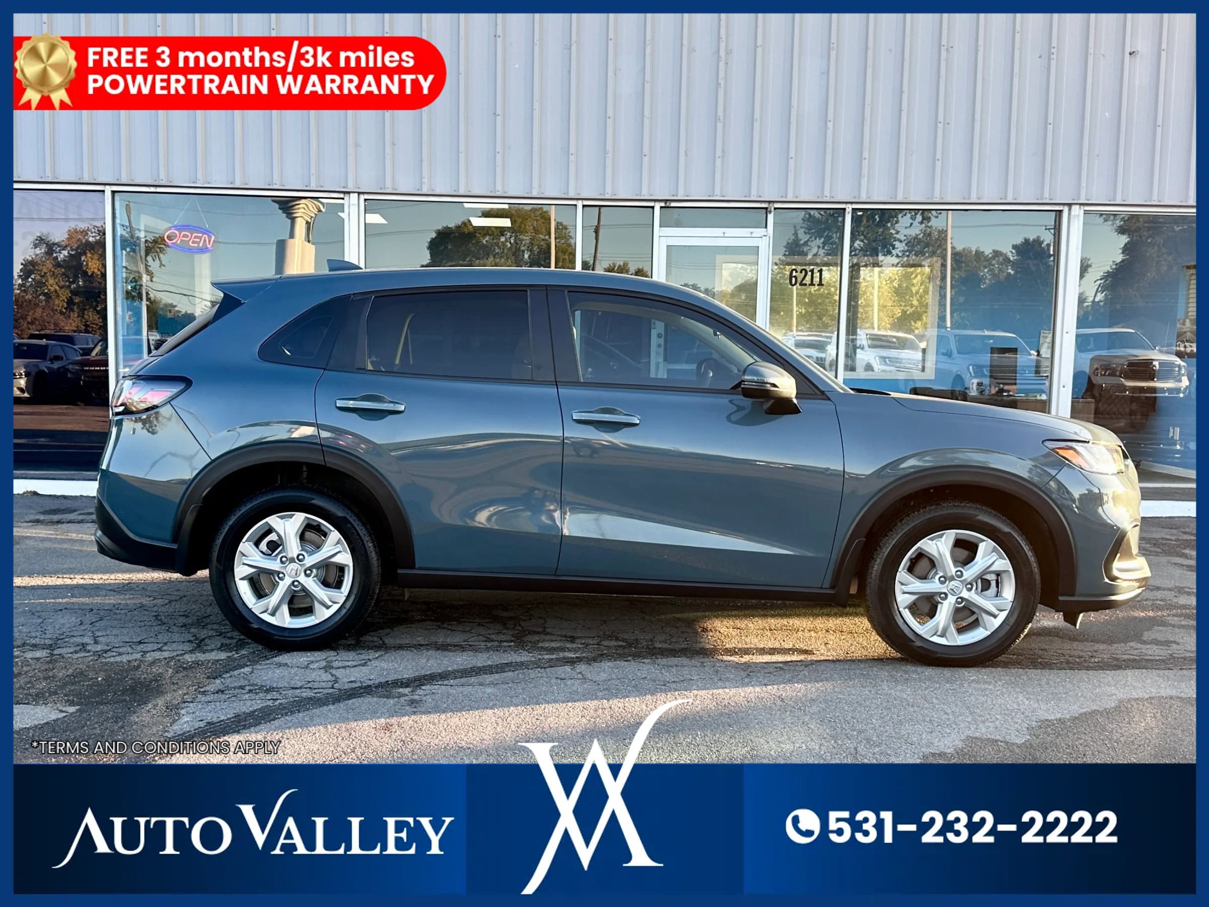 Used 2025 Honda HR-V LX image 8