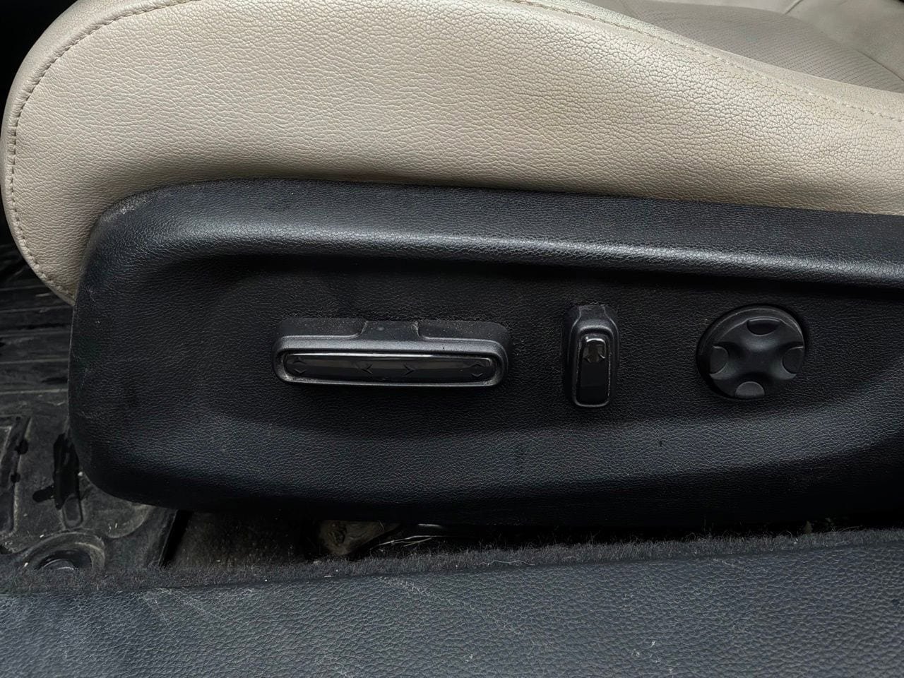 Used 2018 Honda Accord EX-L image 10