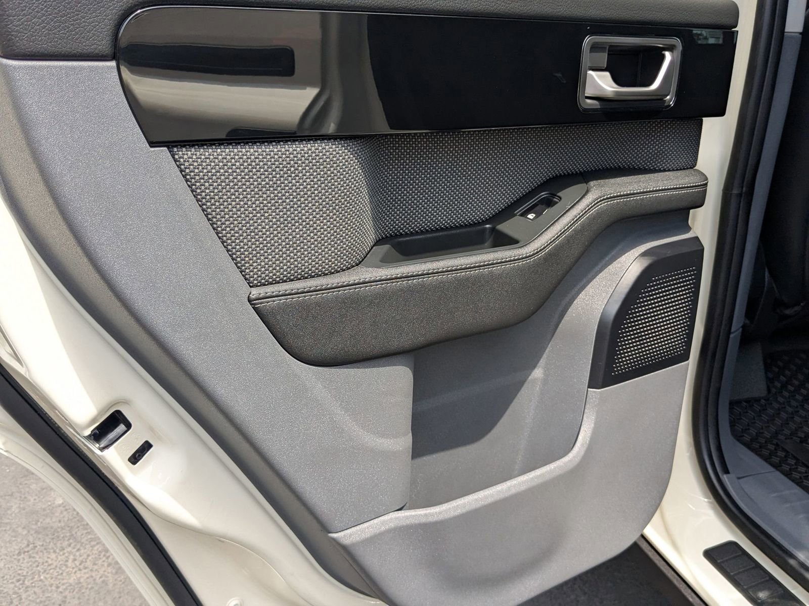 Used 2024 INEOS Grenadier image 24