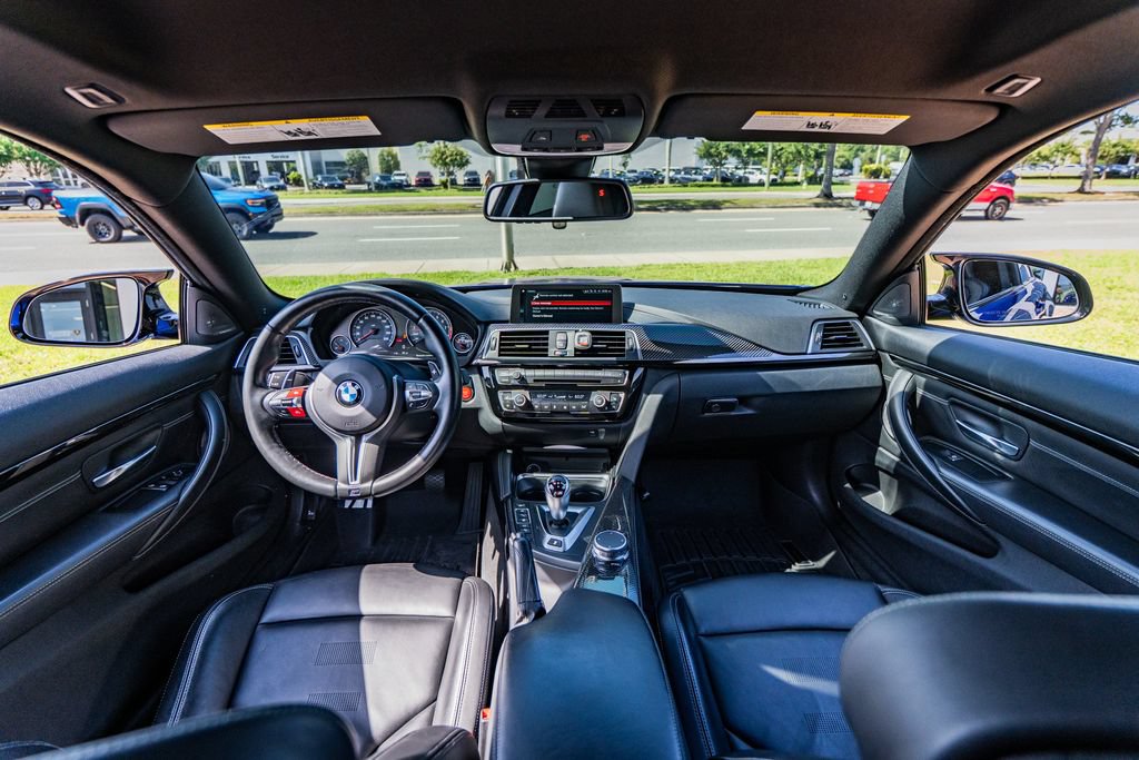 Used 2020 BMW M4 Coupe w/ Competition Package RWD image 22