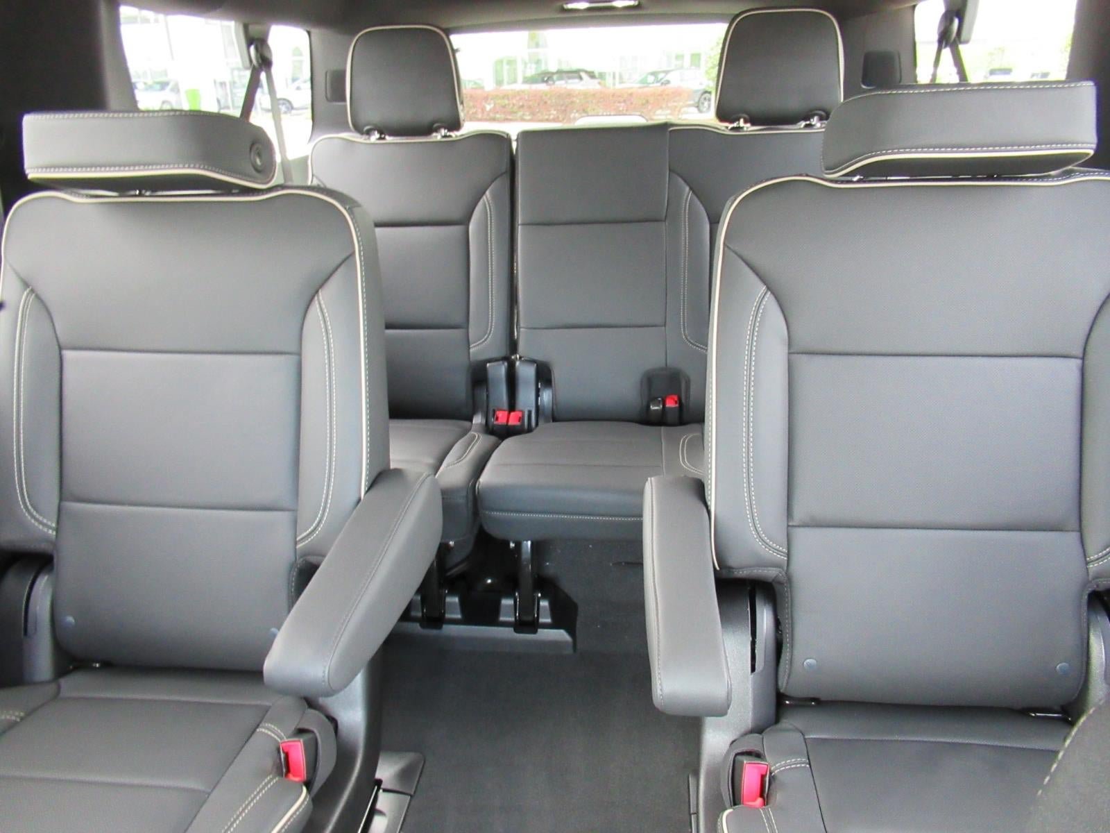 New 2026 GMC Yukon XL Elevation RWD image 18