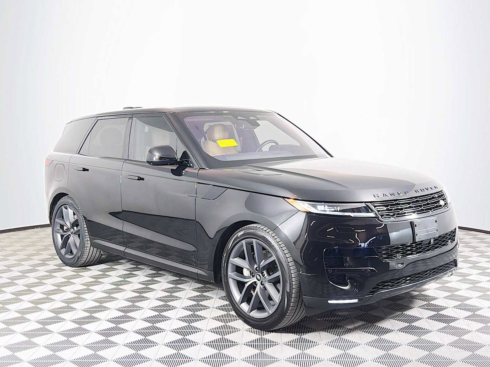 Certified 2023 Land Rover Range Rover Sport SE image 3