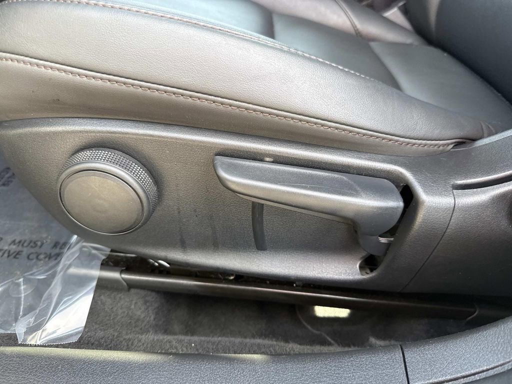 Certified 2024 MAZDA MAZDA3 s image 29