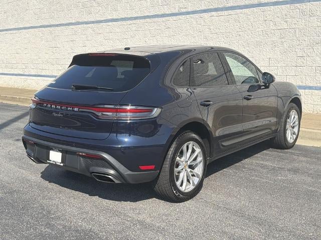 Used 2023 Porsche Macan AWD/4WD image 7