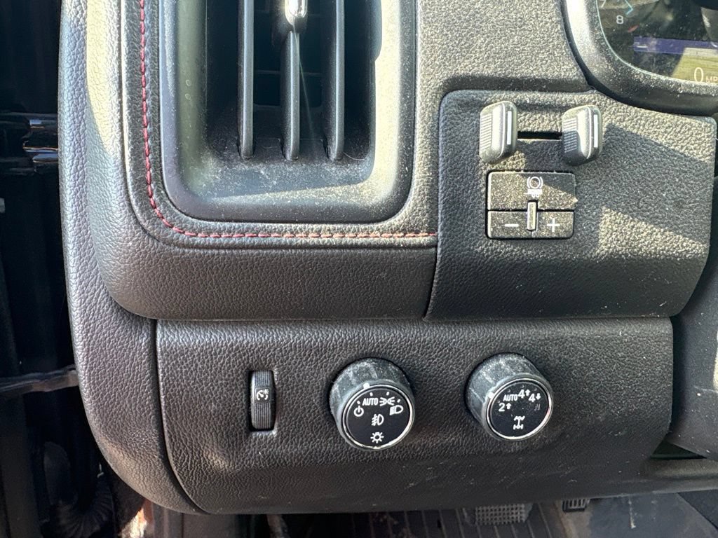 Used 2019 GMC Canyon All Terrain w/ Trailering Package AWD/4WD image 16