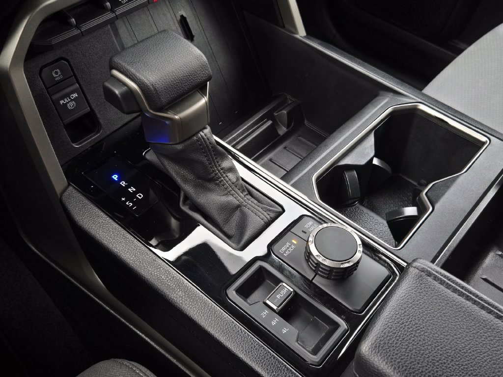 Used 2024 Toyota Tundra SR5 AWD/4WD image 18