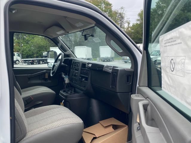 New 2025 Chevrolet Express 3500 w/ Power Convenience Package RWD image 26