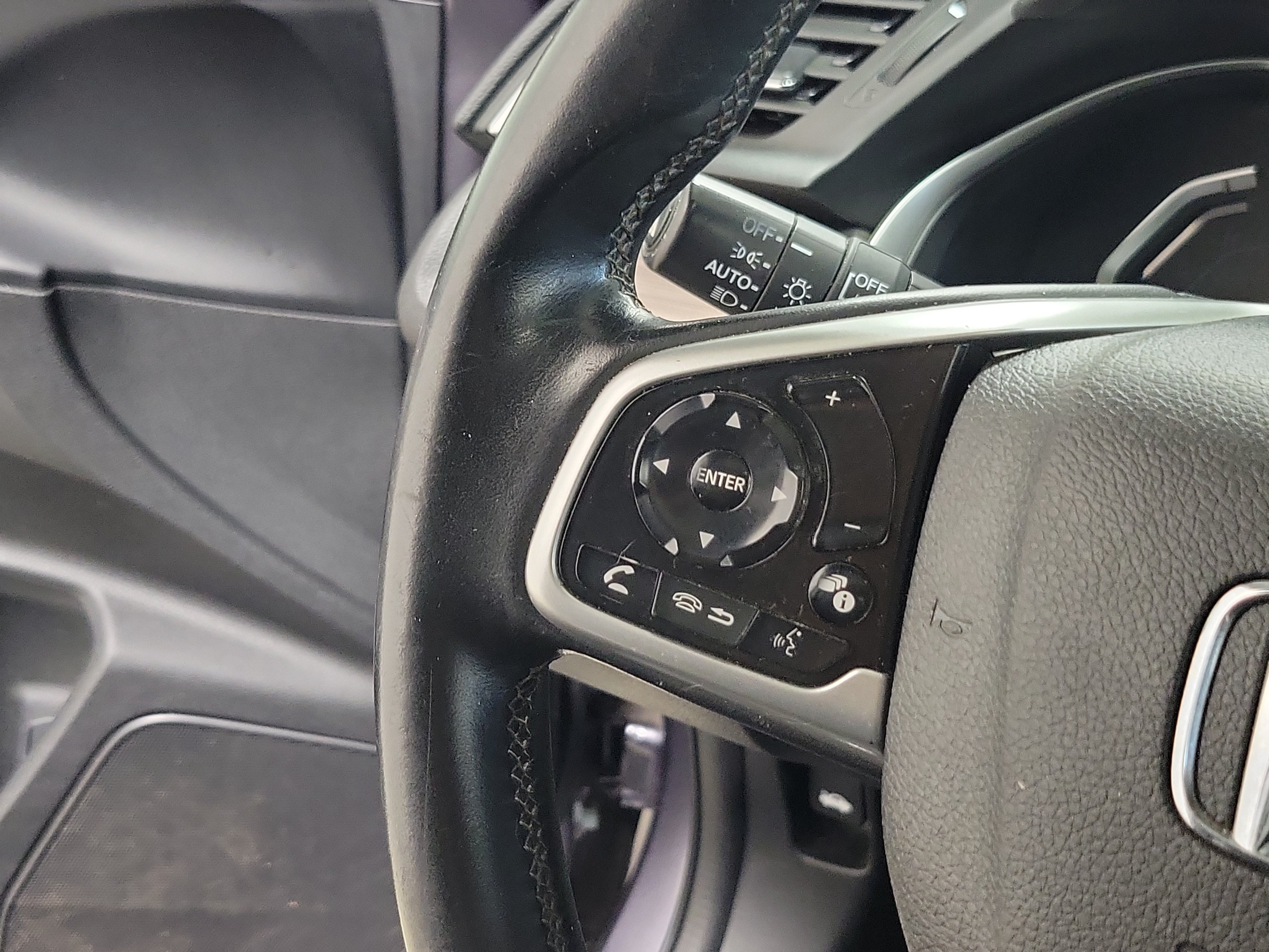 Used 2020 Honda Civic EX-L image 23