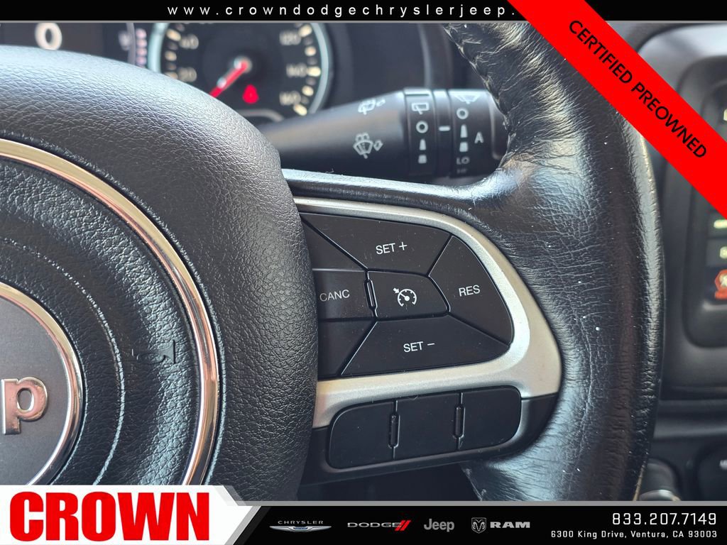 Certified 2020 Jeep Renegade Latitude w/ Cold Weather Group AWD/4WD image 34