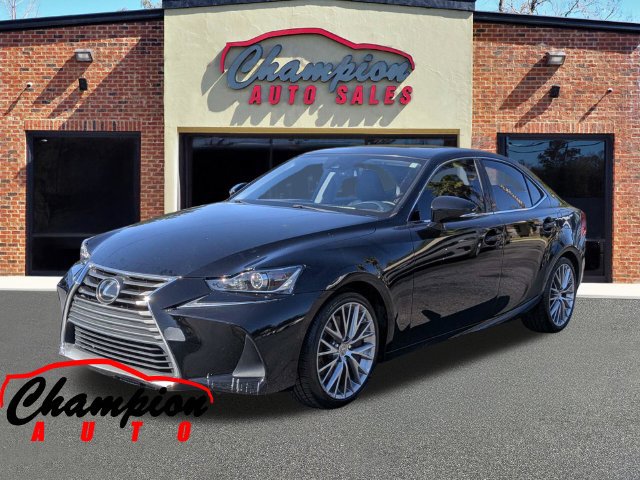 Used 2017 Lexus IS 200t RWD image 9