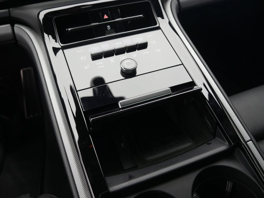 Certified 2026 Porsche Panamera 4 AWD/4WD image 46