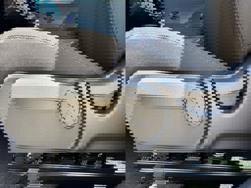 New 2026 Hyundai Kona SE image 14