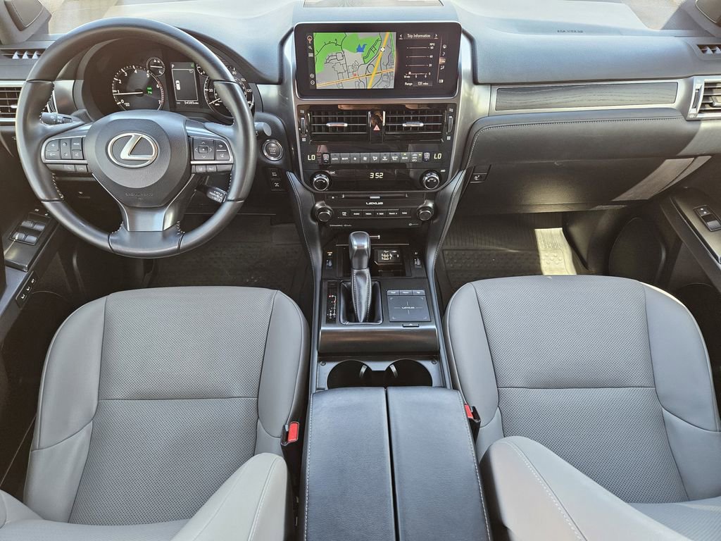 Used 2023 Lexus GX 460 w/ Black Line Special Edition AWD/4WD image 32