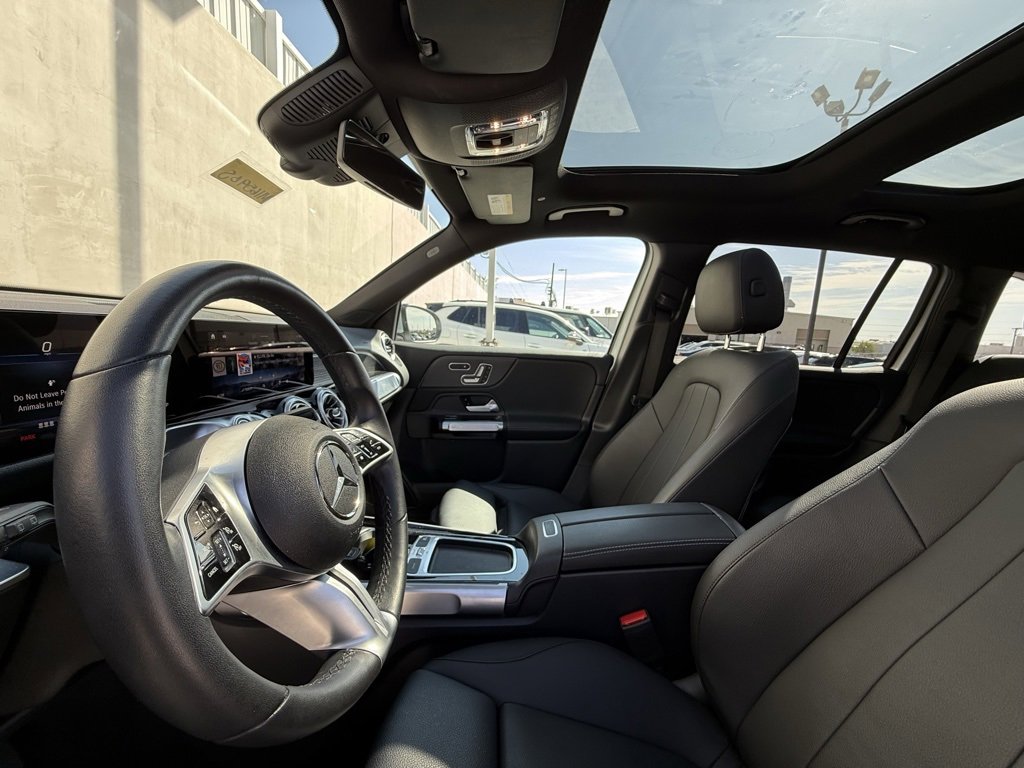 Used 2024 Mercedes-Benz GLB 250 image 5