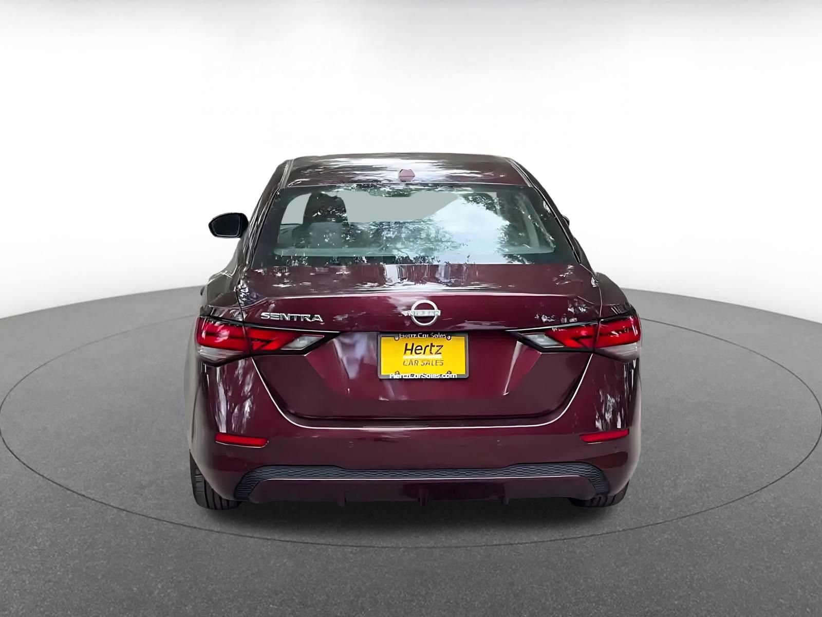 Used 2025 Nissan Sentra SV FWD image 12