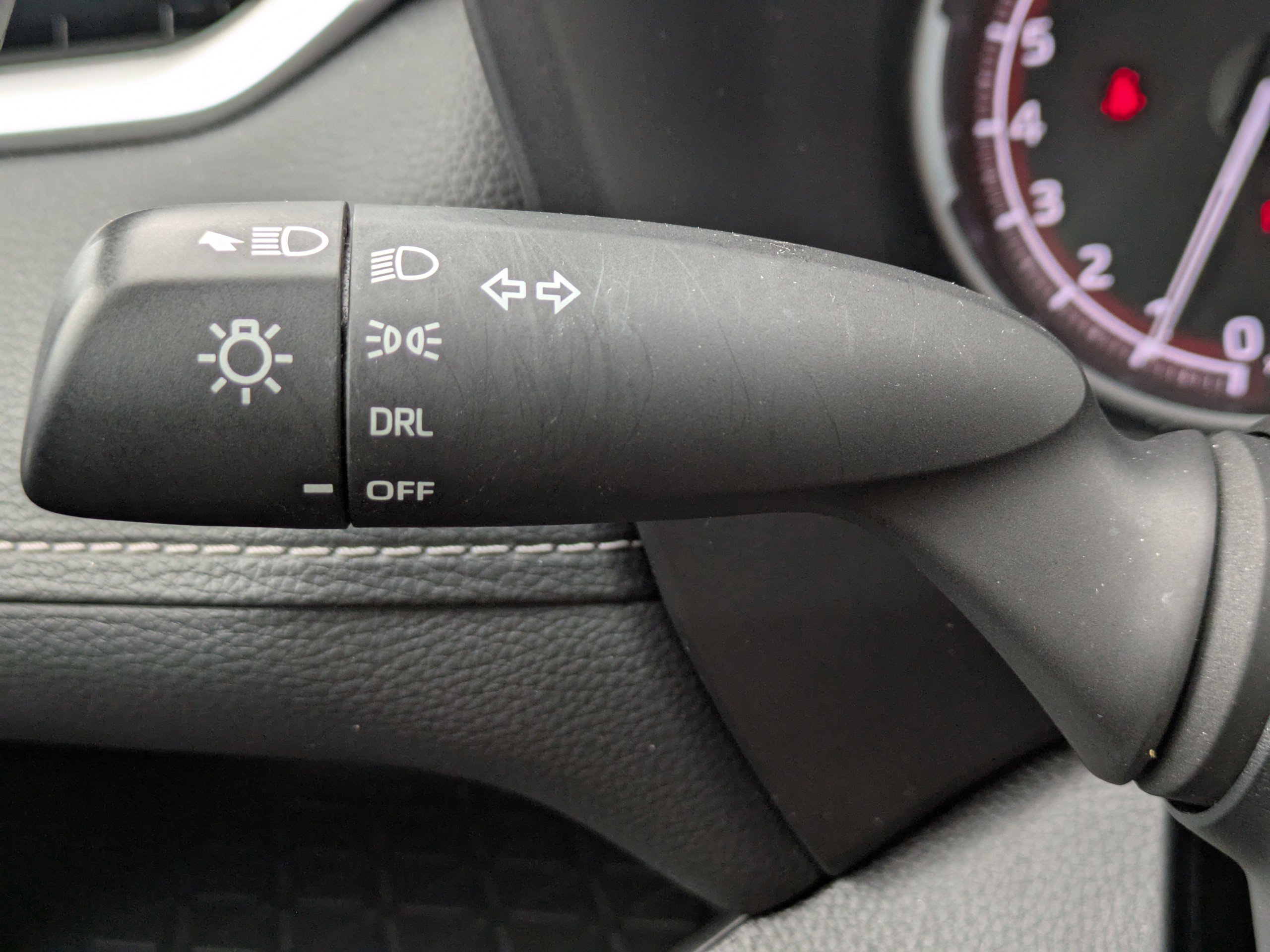 Used 2023 Toyota RAV4 LE image 27