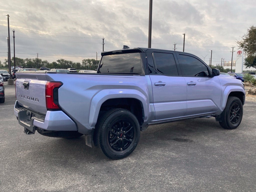 Used 2024 Toyota Tacoma TRD Sport AWD/4WD image 5