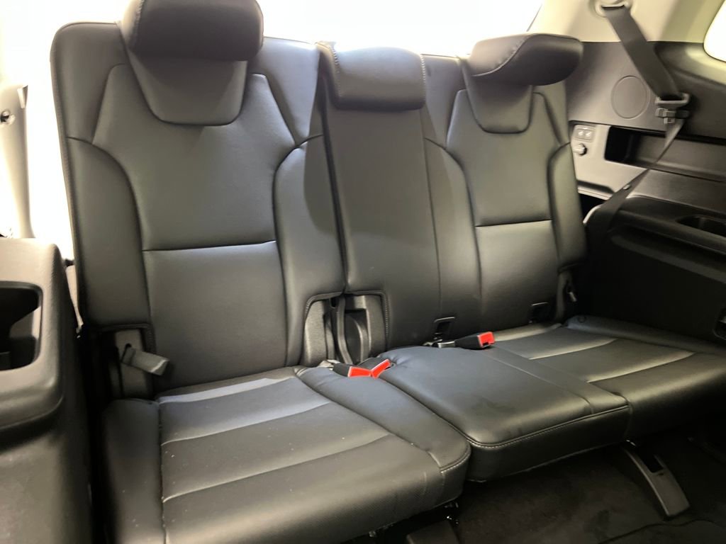 Used 2025 Kia Telluride S image 34