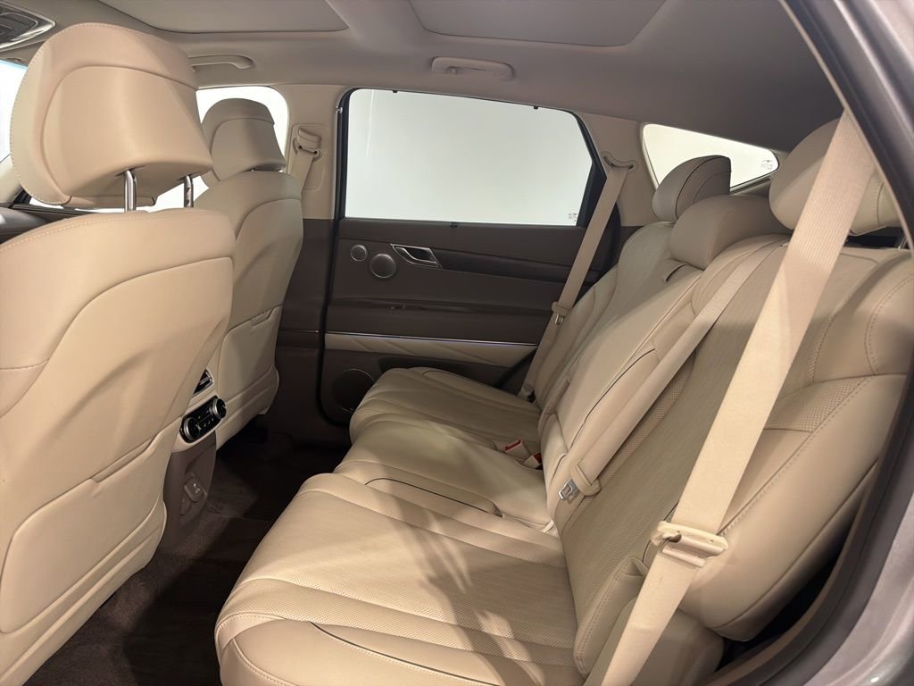 Used 2023 Genesis GV80 2.5T w/ Prestige 20" Package image 22