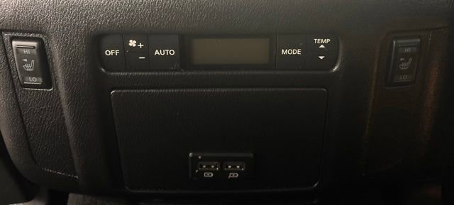 Used 2017 Nissan Armada Platinum w/ Captain Seat Package AWD/4WD image 18